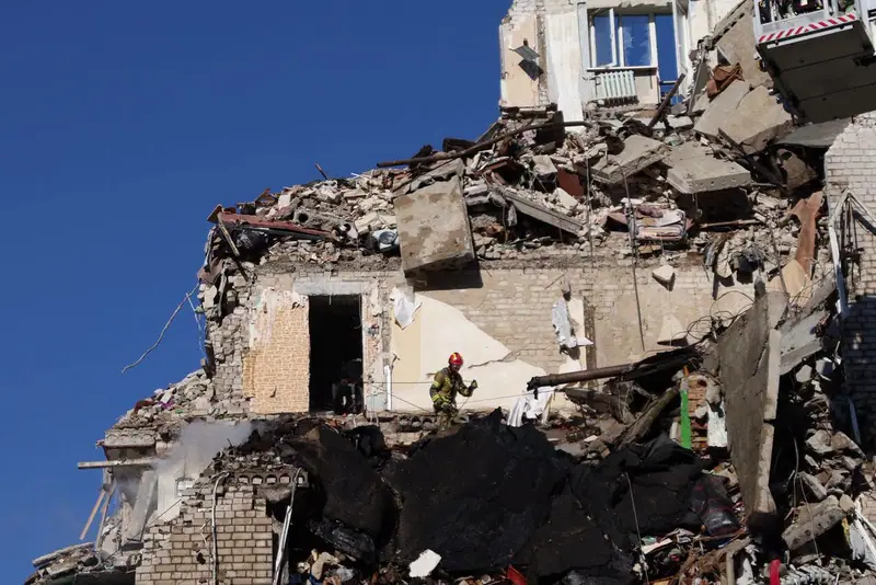 A damaged apartment building in Kyiv after the attack
